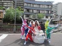 第１回から参加されてる方、初めて参加される方、
手作りの素敵なコスプレで、温泉街を彩って下さいました。
